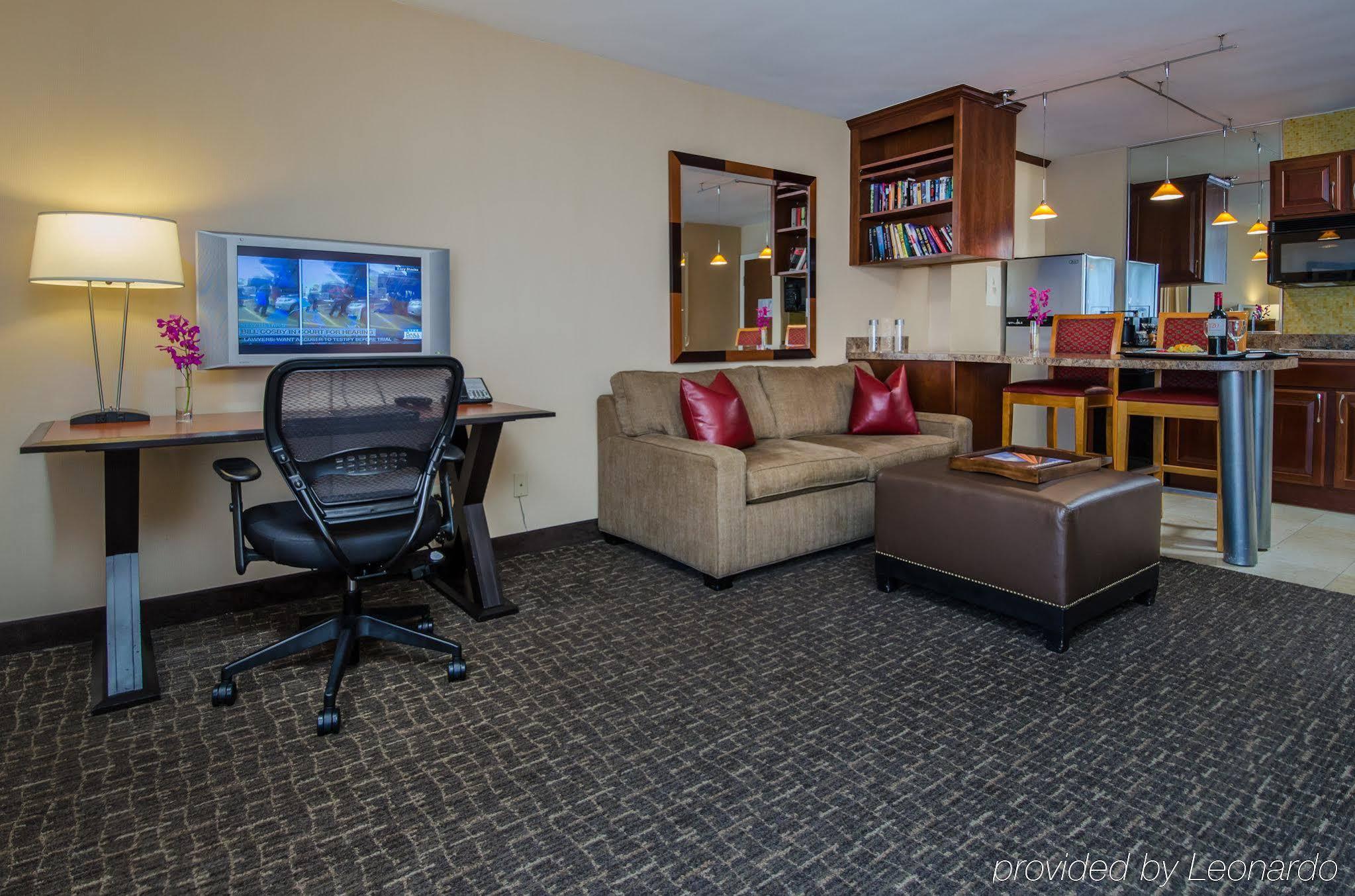 Beacon Hotel & Corporate Quarters Washington Bagian luar foto