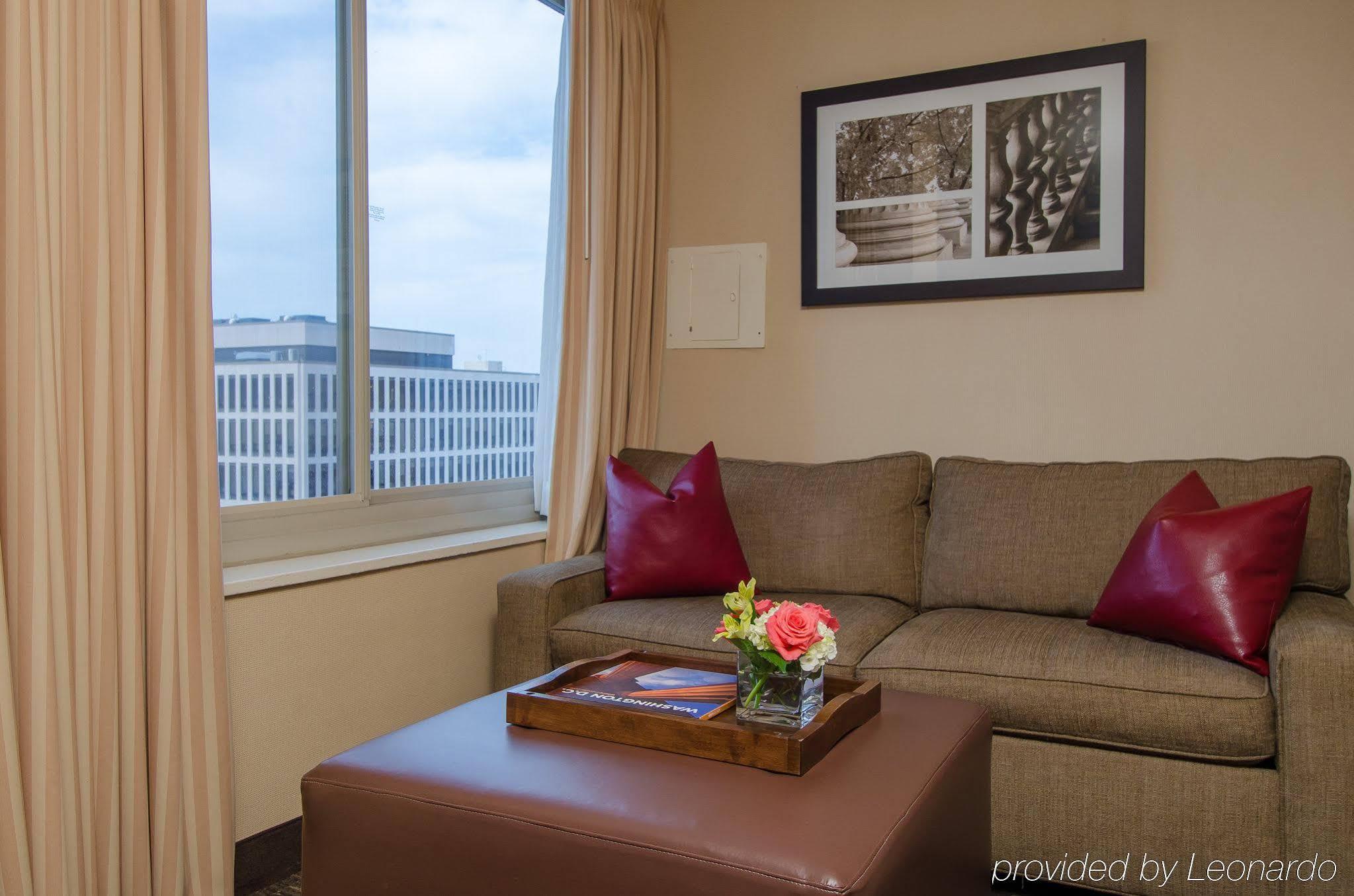 Beacon Hotel & Corporate Quarters Washington Bagian luar foto