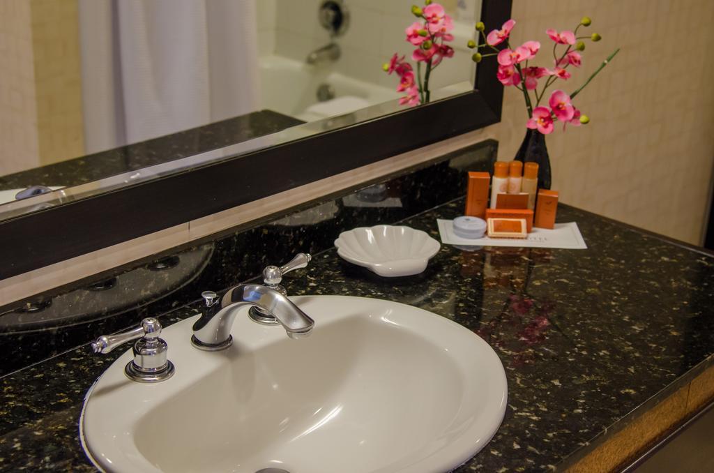 Beacon Hotel & Corporate Quarters Washington Bagian luar foto